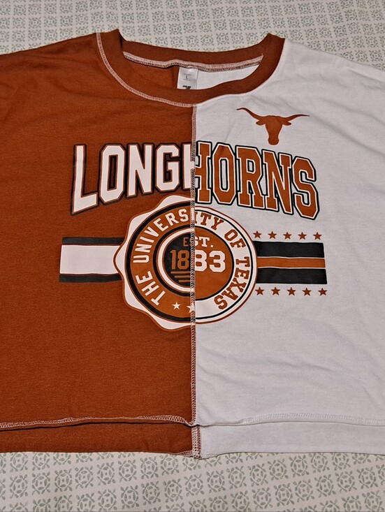 Tops - Texas Longhorns Split Graphic Crop Tee - Burnt Orange & White Sz L